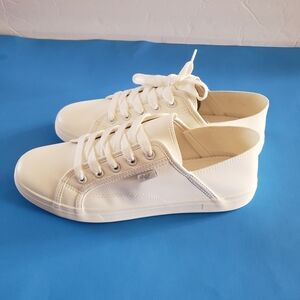 Rocket Dog White Sneakers